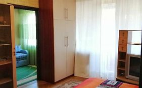 Apartments On Dontsya, 12